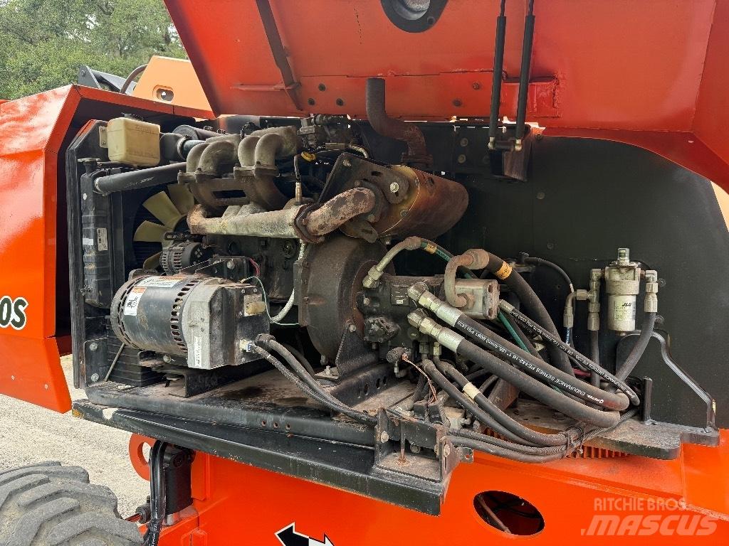 JLG 600 S Teleskopiskie pacēlāji