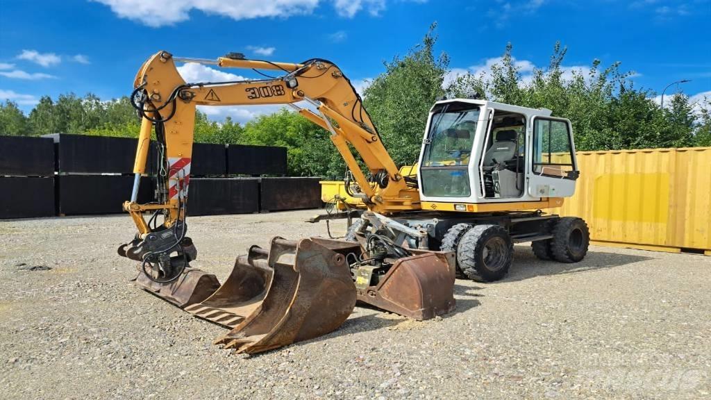 Liebherr 308 Ekskavatori uz riteņiem