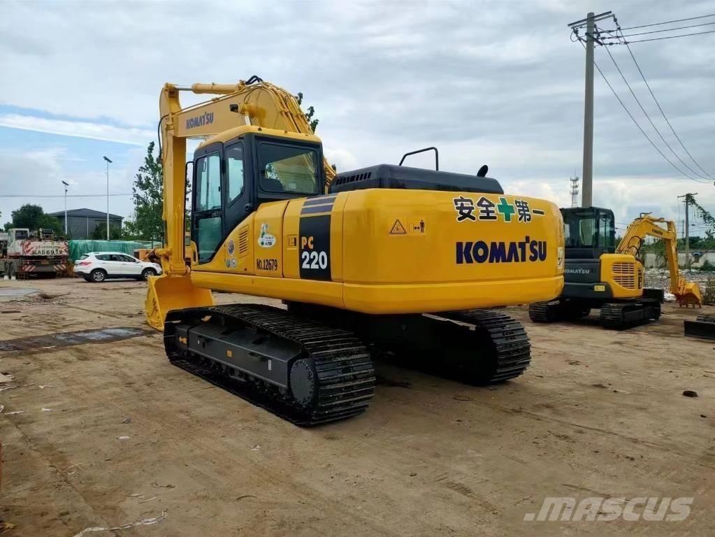 Komatsu pc220-7 Kāpurķēžu ekskavatori