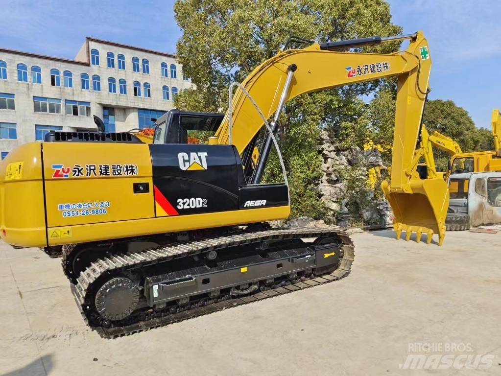 CAT 320 D2 Kāpurķēžu ekskavatori