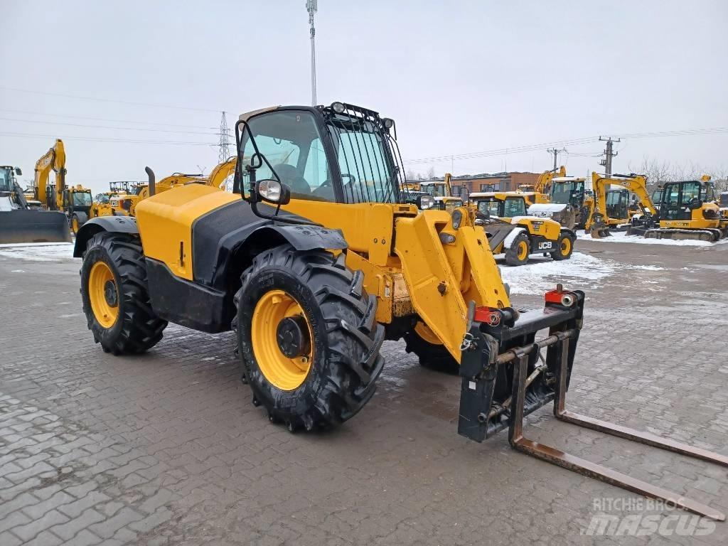 JCB 531-70 Teleskopiskie manipulatori