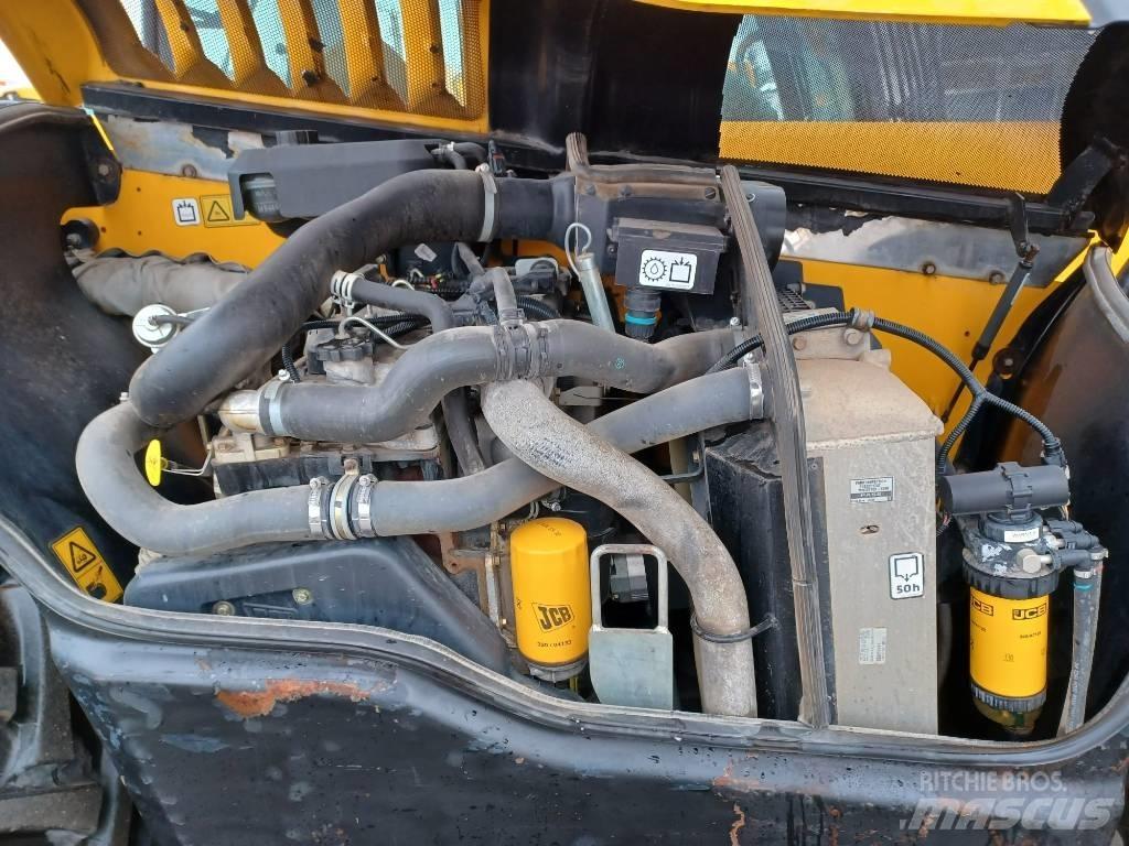 JCB 531-70 Teleskopiskie manipulatori