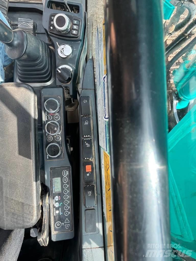 Kobelco SK130LC-11 Kāpurķēžu ekskavatori