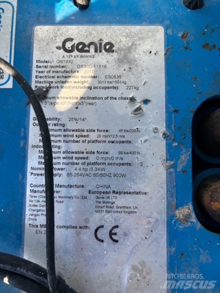 Genie GS 1932 Šķerveida pacēlāji