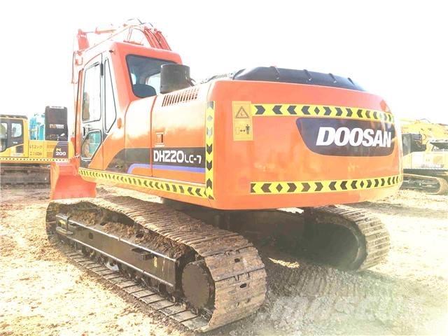 Doosan dh220lc-7 Kāpurķēžu ekskavatori