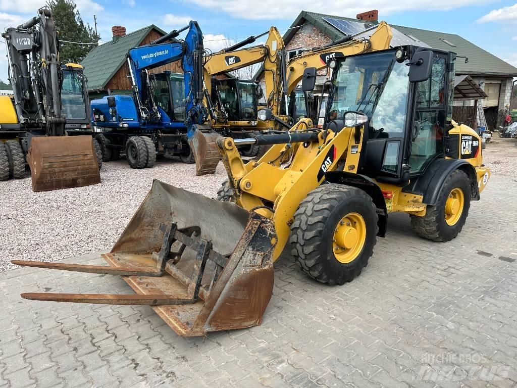 CAT 906 H 2 Iekrāvēji uz riteņiem