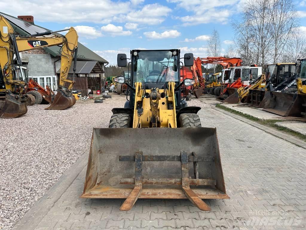 CAT 906 H 2 Iekrāvēji uz riteņiem