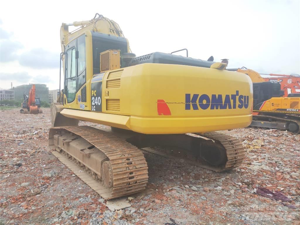 Komatsu PC 240LC-8 Kāpurķēžu ekskavatori