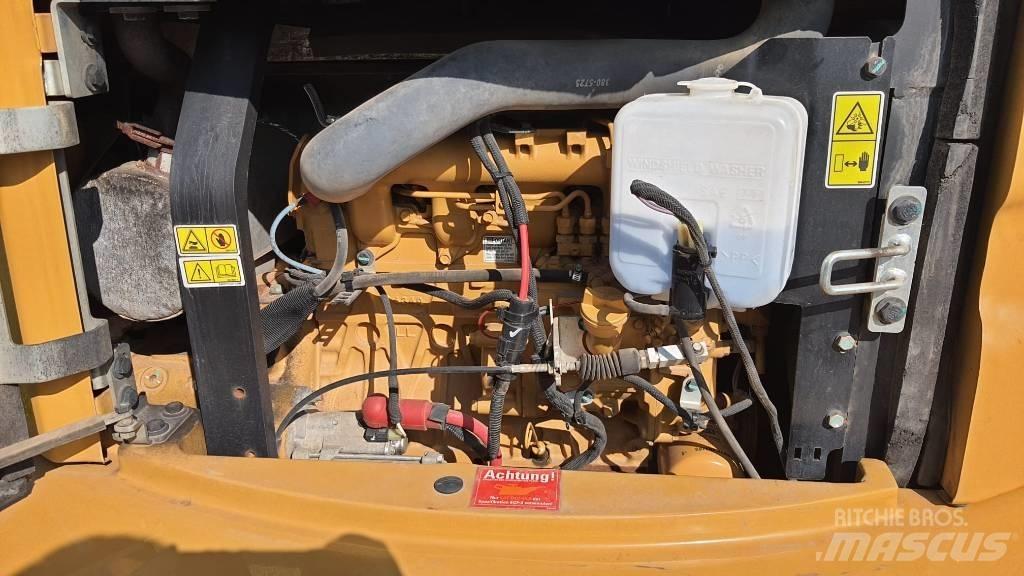 CAT 305E 2CR Mini ekskavatori < 7 t