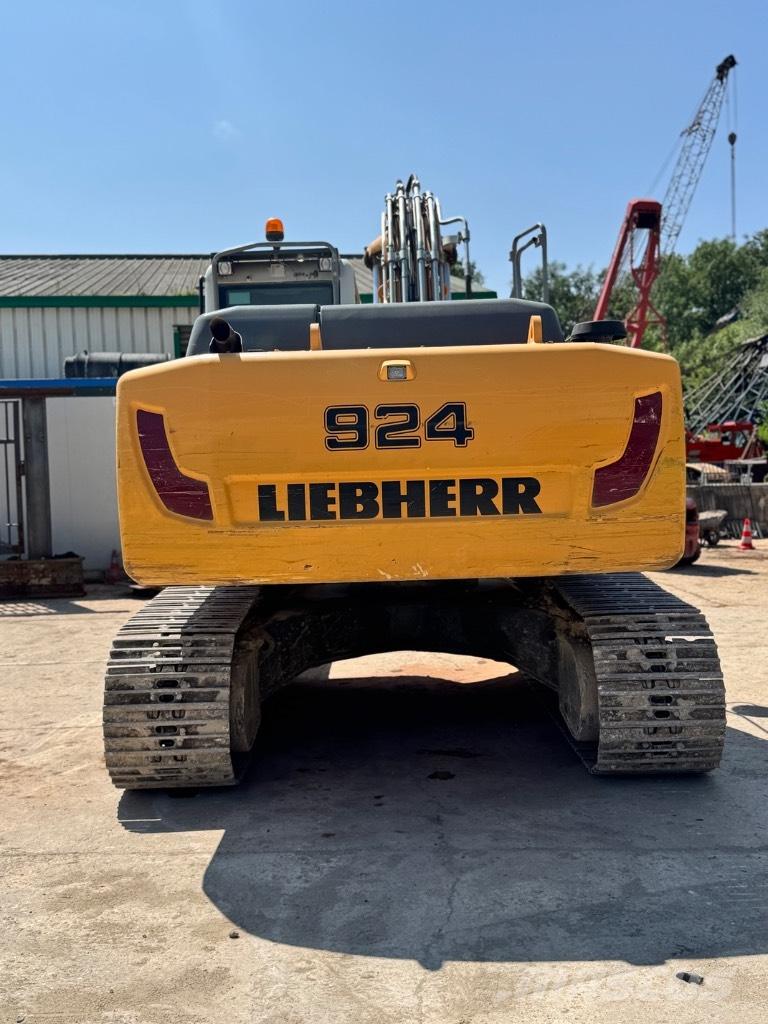 Liebherr 924 Kāpurķēžu ekskavatori