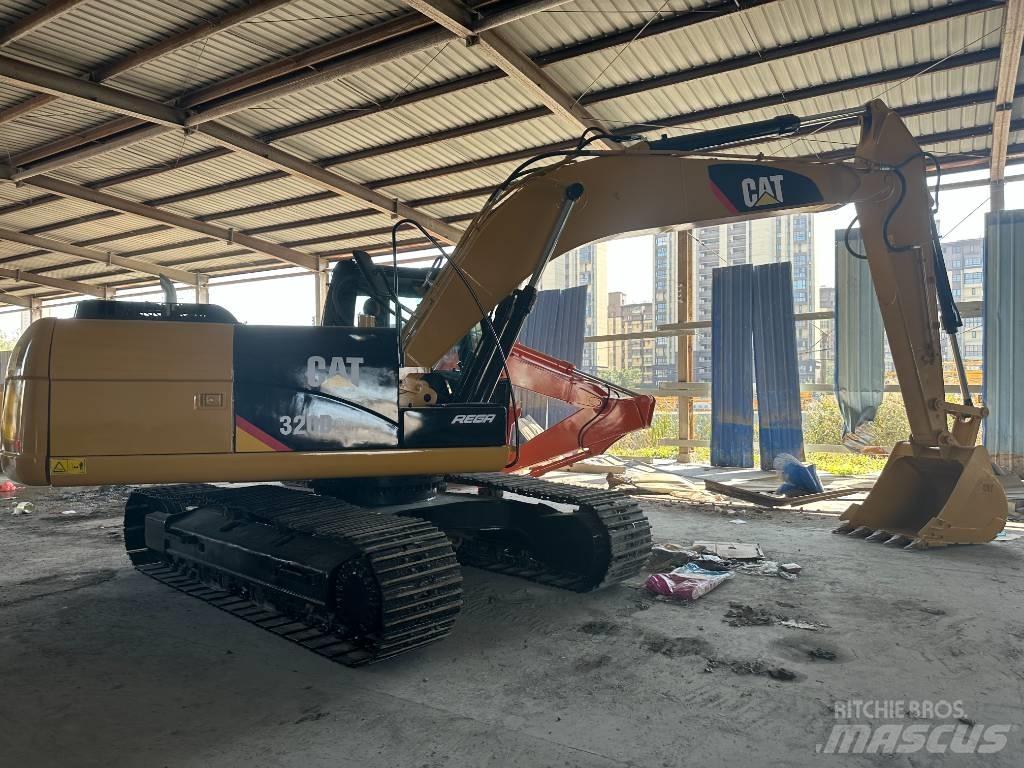 CAT 320 D Kāpurķēžu ekskavatori