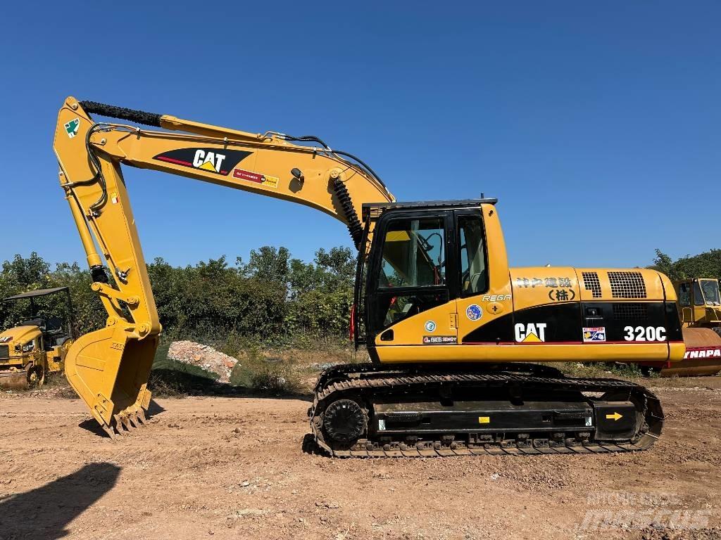 CAT 320 C Kāpurķēžu ekskavatori