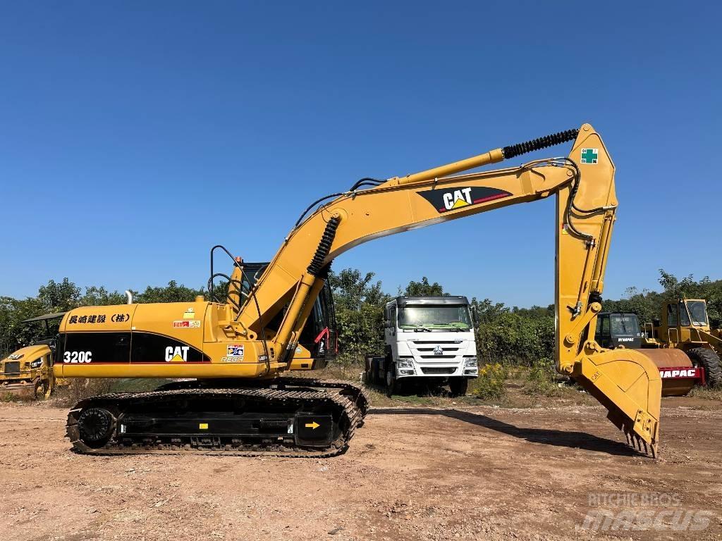 CAT 320 C Kāpurķēžu ekskavatori