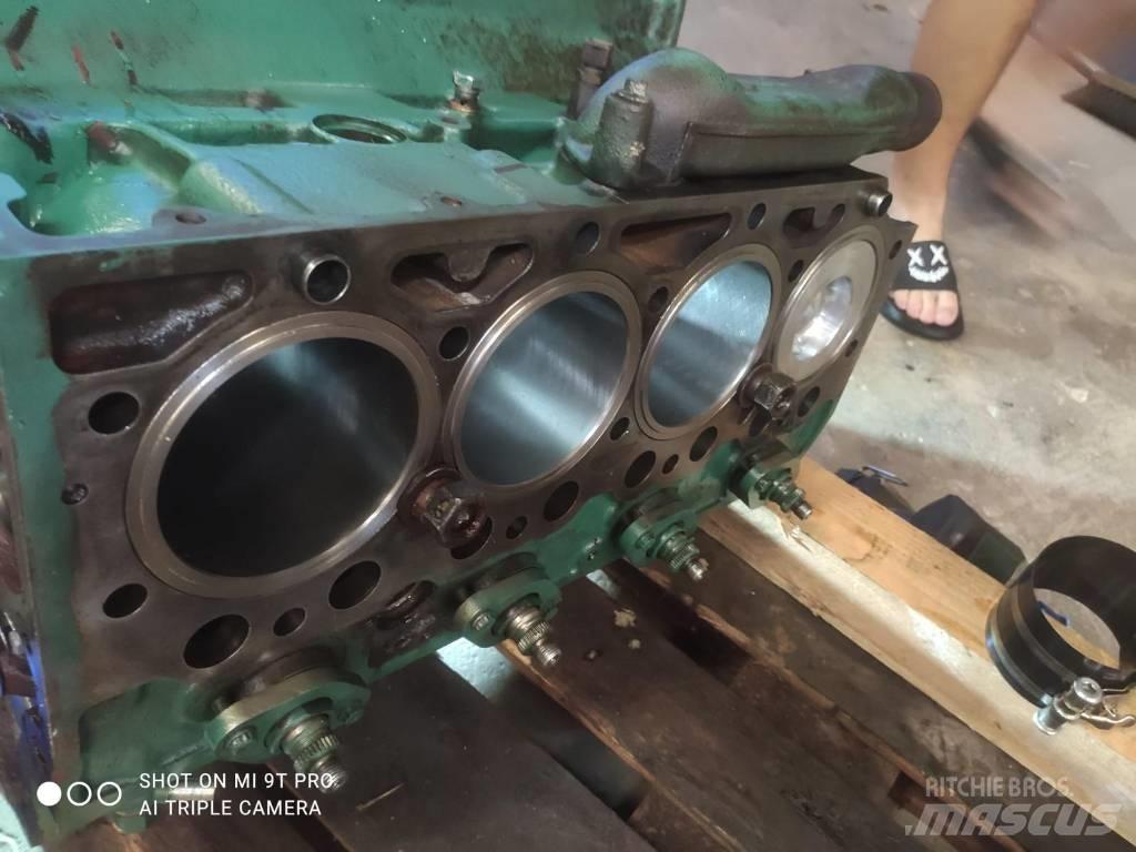 Volvo L 40 B Iekrāvēji uz riteņiem