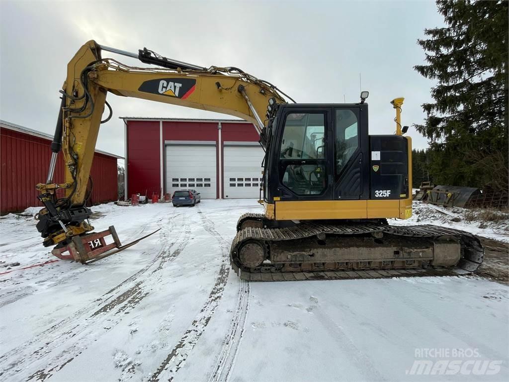 CAT 325 F LCR Kāpurķēžu ekskavatori