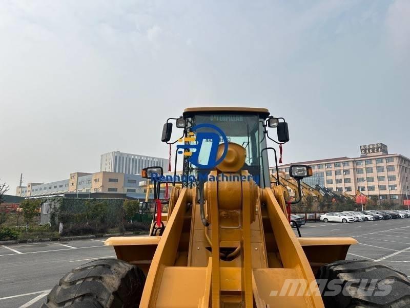 CAT 966H Iekrāvēji uz riteņiem