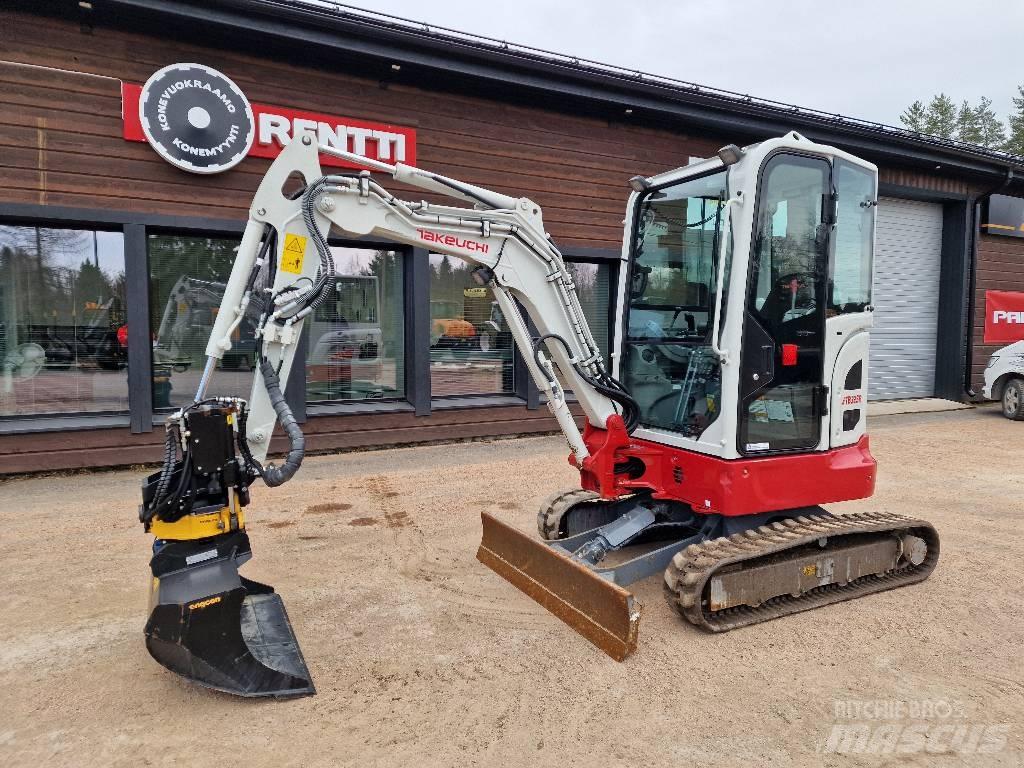 Takeuchi TB 325 R Mini ekskavatori < 7 t