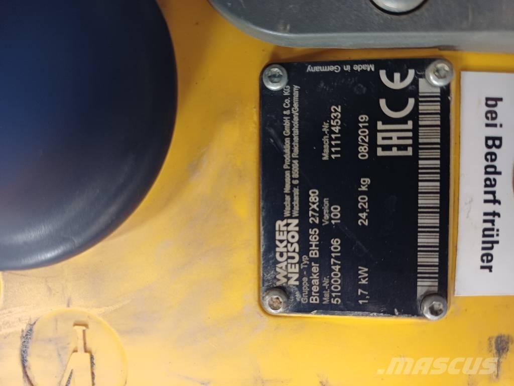 Wacker Neuson BH65 Āmuri/Drupinātāji