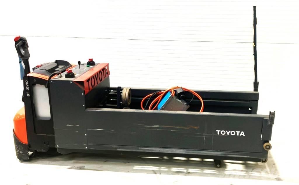 Toyota LWE200 + tugger Rati palešu pārvadāšanai
