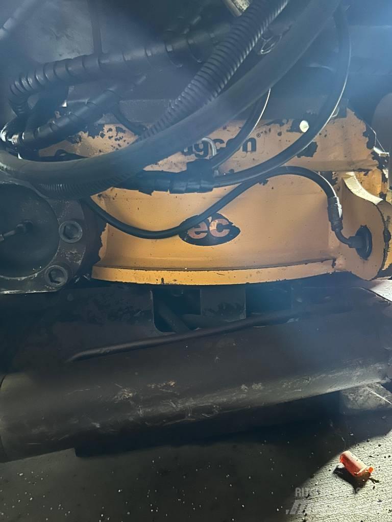 Engcon EC 214 Rotējošas ierīces