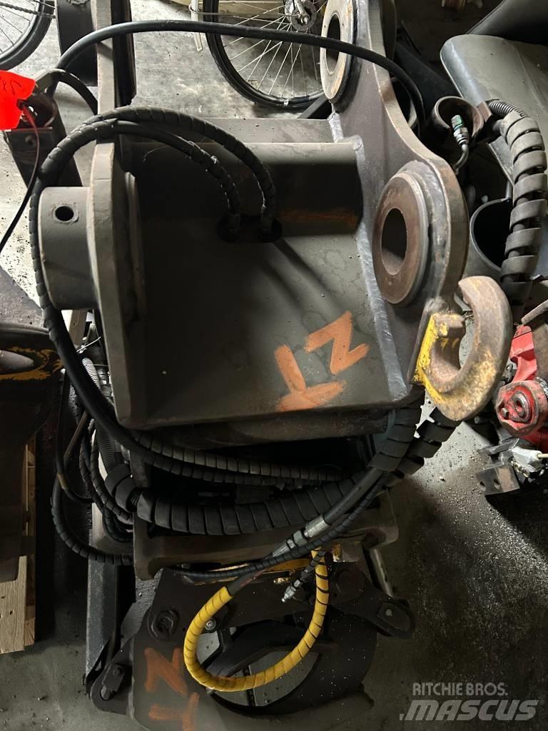 Engcon EC 214 Rotējošas ierīces