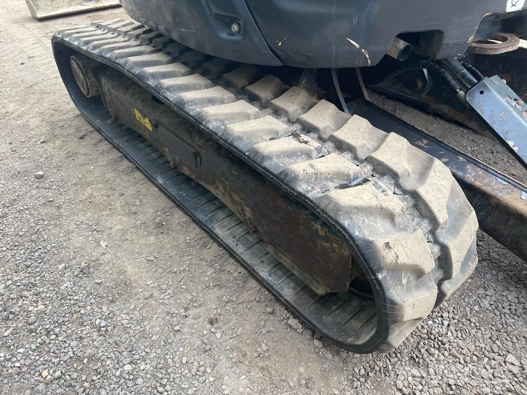 Bobcat E 26 Mini ekskavatori < 7 t