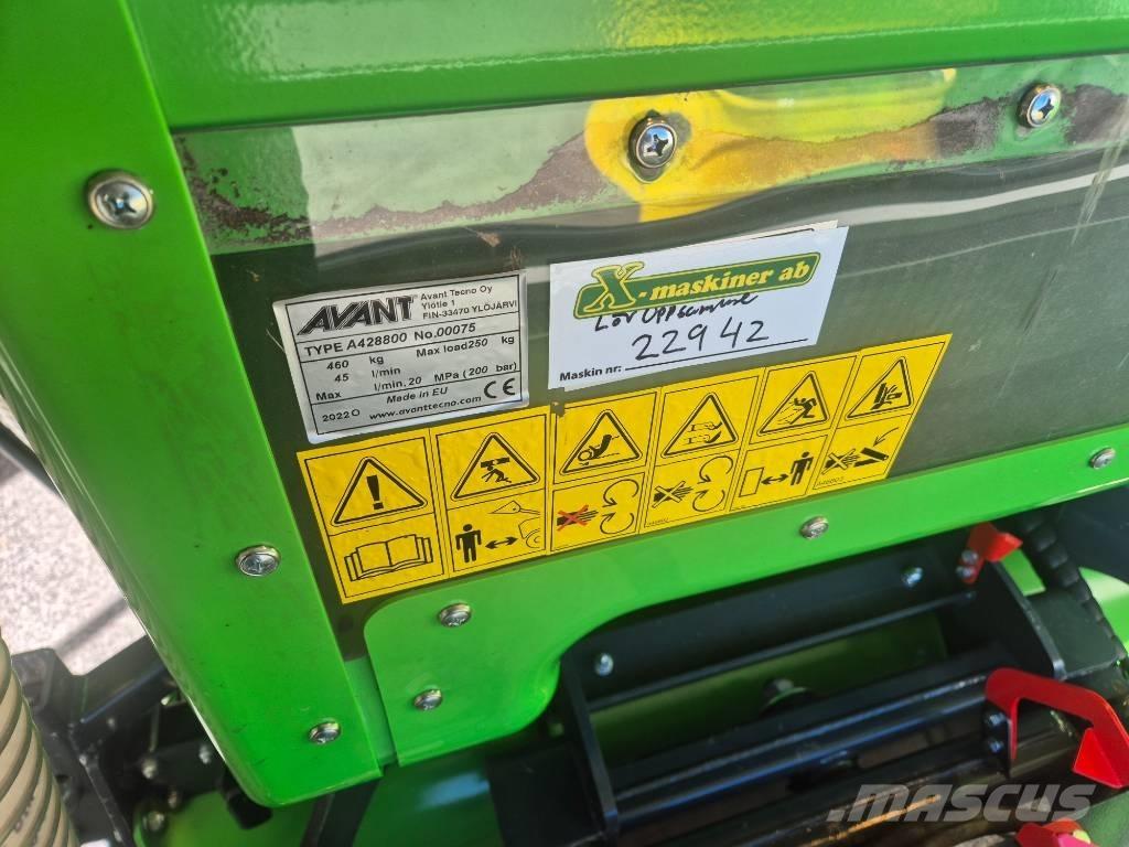 Avant Lövsug DEMO Lietoti riteņu kompaktiekrāvēji