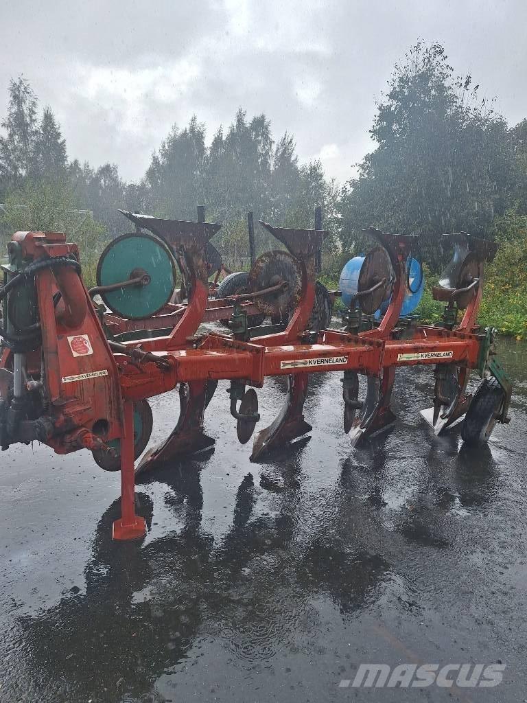 Kverneland W2 Maiņvērsējarkli