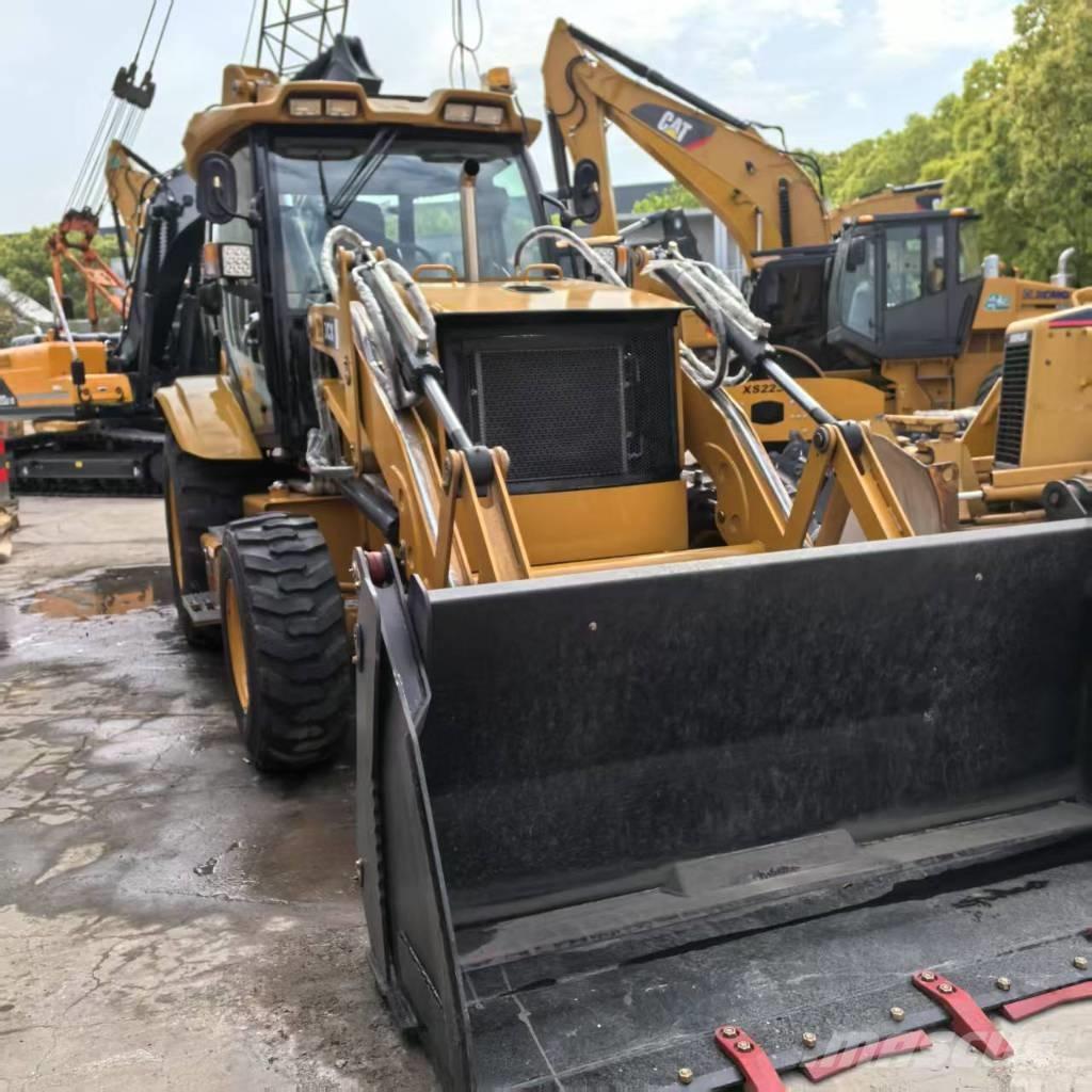 JCB 3 CX Ekskavatori-iekrāvēji