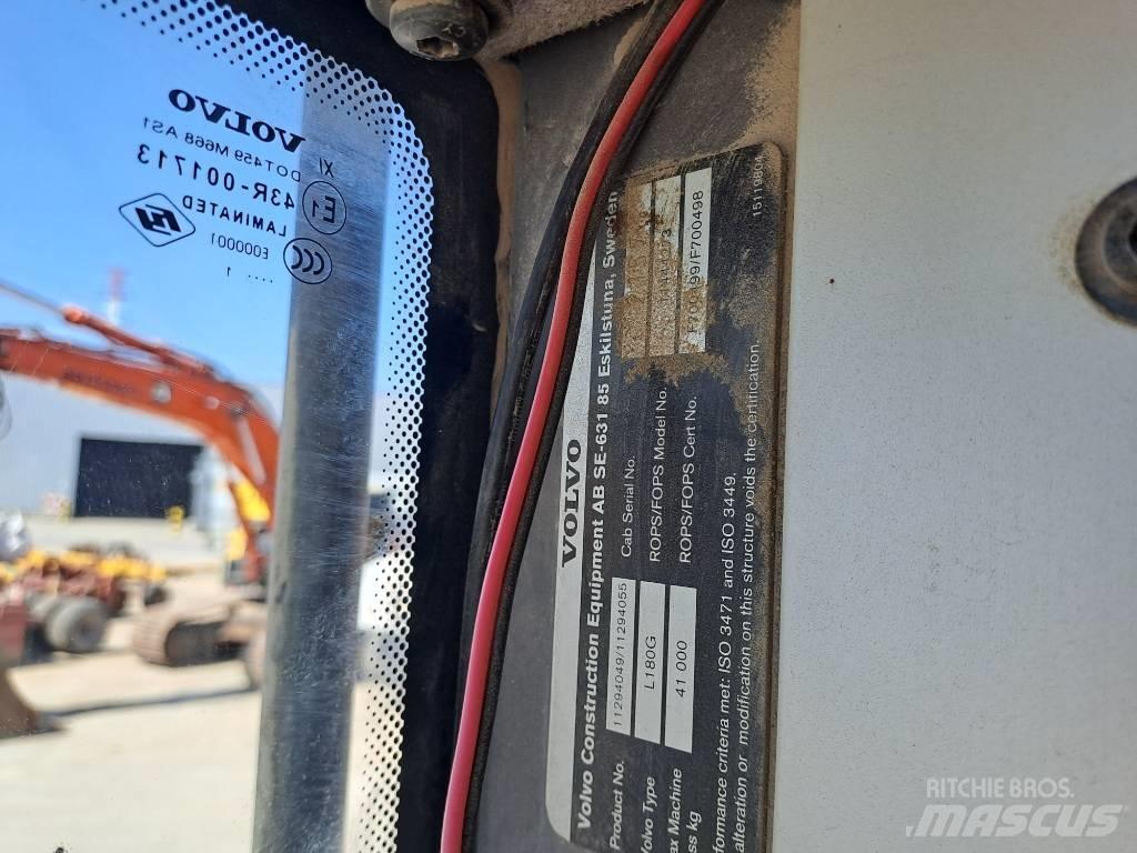 Volvo L180G Iekrāvēji uz riteņiem