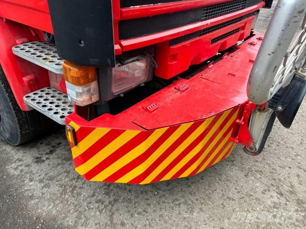 Scania P92 Evakuators ar manipulatoru