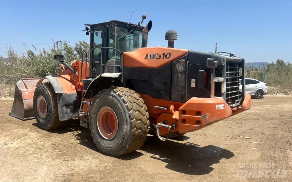 Hitachi ZW 310-5 Iekrāvēji uz riteņiem
