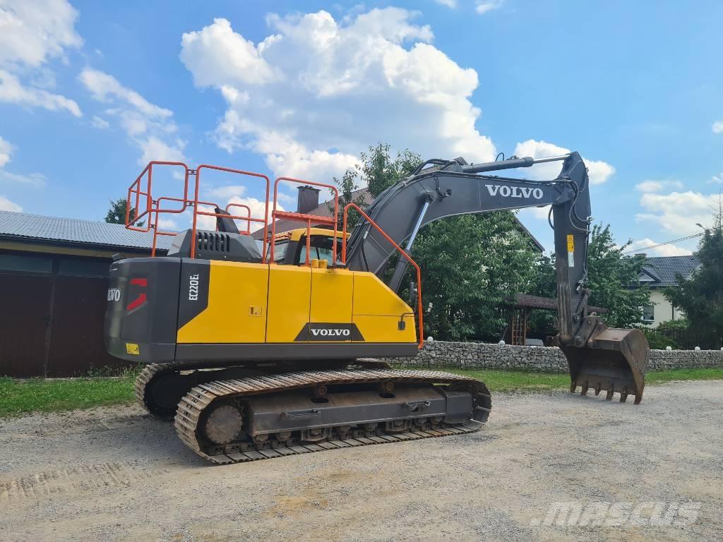 Volvo EC 220 E Kāpurķēžu ekskavatori