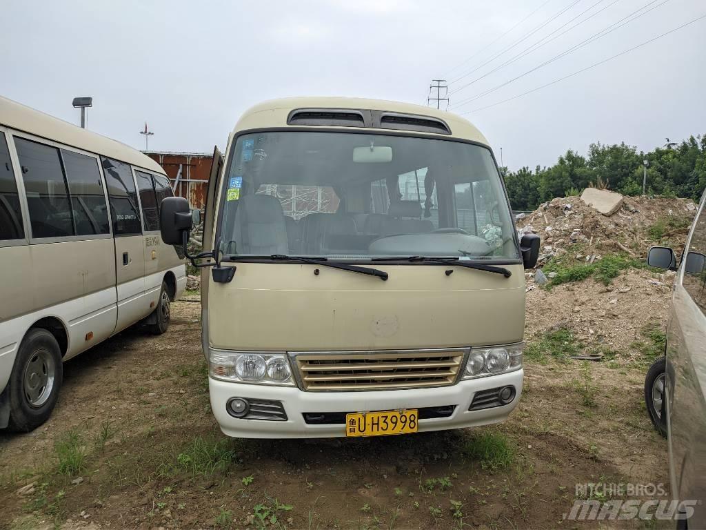 Toyota Coaster Bus Mikroautobusi