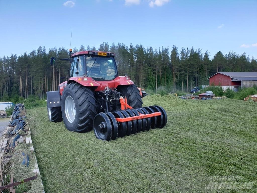  Rehujyrä 3300 Cits lopbarības novācēju, kombainu aprīkojums
