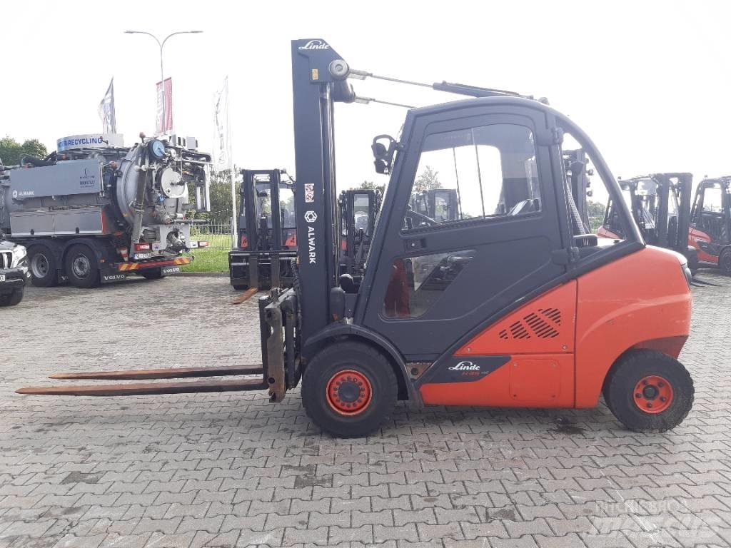 Linde H 35 D Tehnika ar dīzeļa dzinēju
