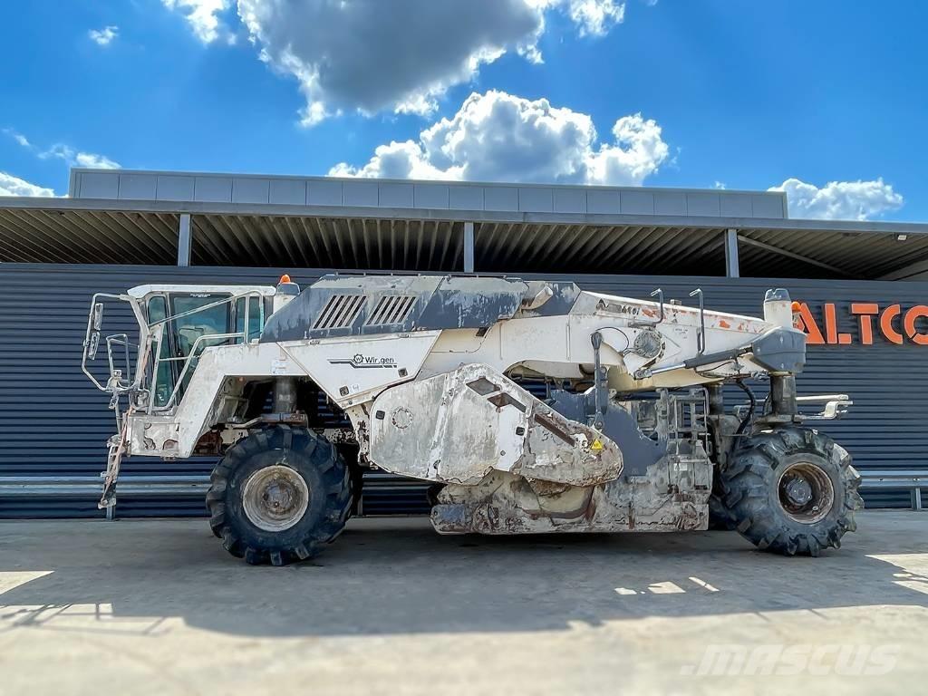 Wirtgen WR 240I Asfalta savācējs