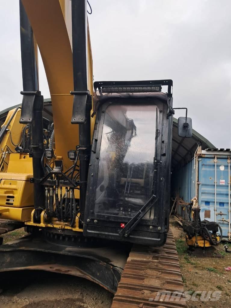 CAT 330FL Kāpurķēžu ekskavatori