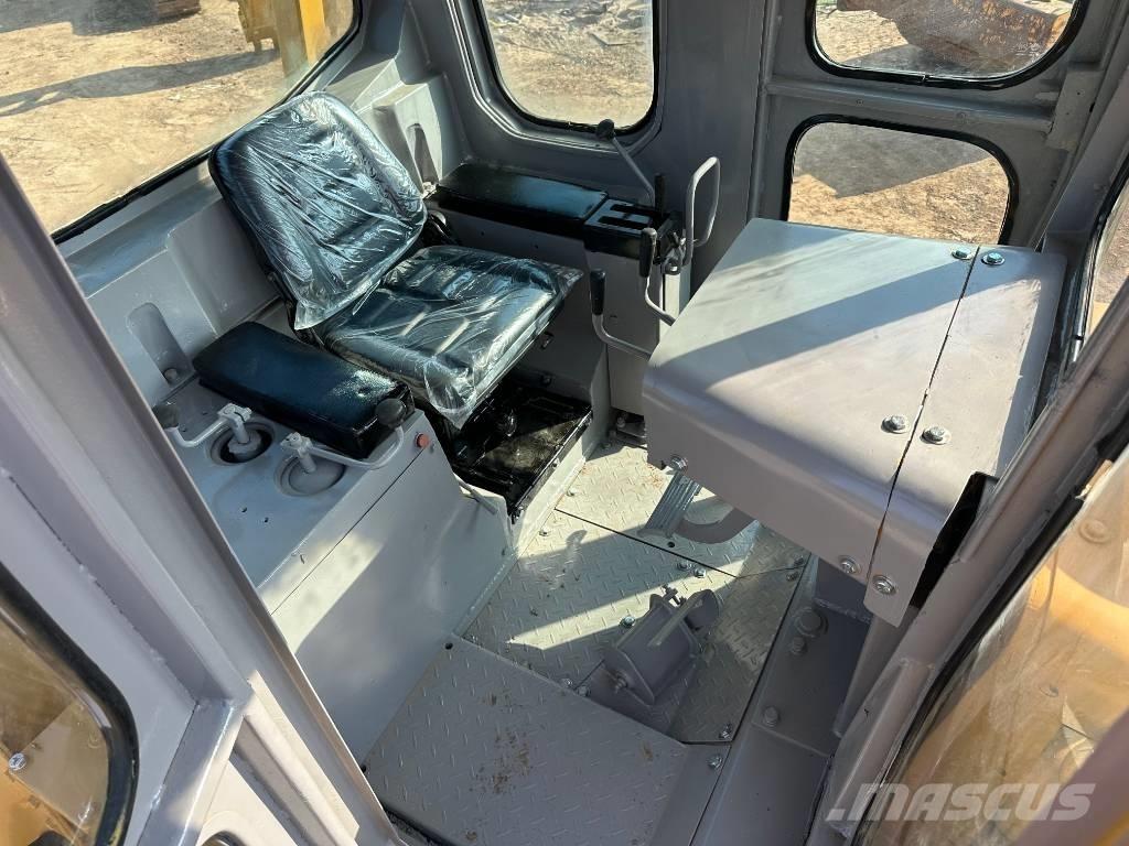 CAT D7G Kāpurķēžu buldozeri