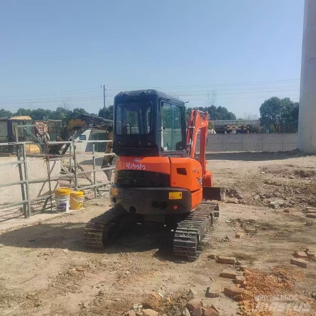 Kubota U 27 Mini ekskavatori < 7 t
