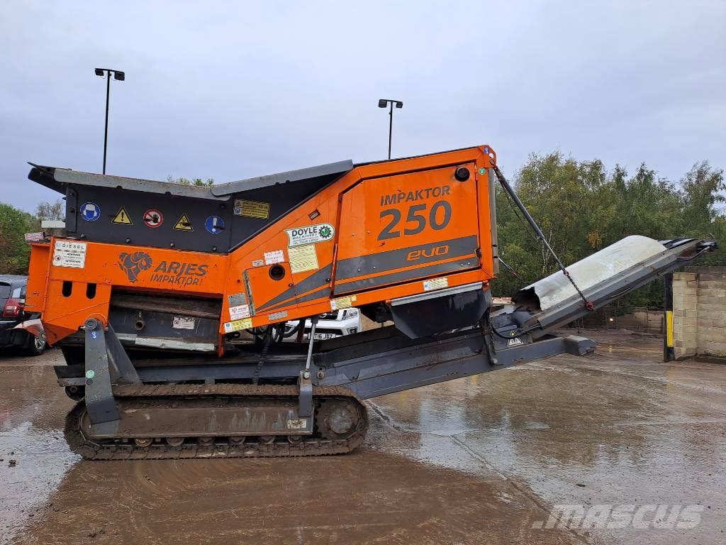 Arjes Impaktor 250 Mobilie drupinātāji