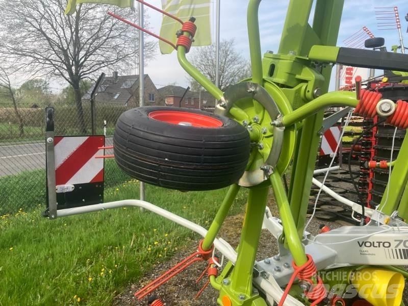 CLAAS Volto 700 Grābekļi un siena ārdītāji