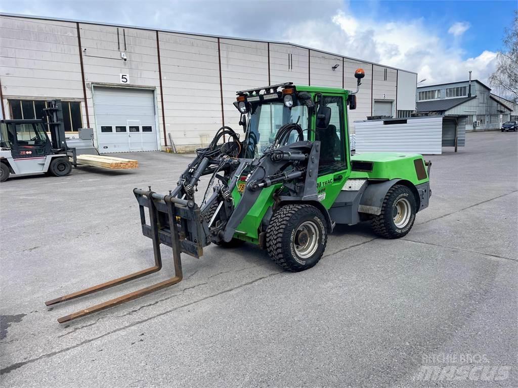 LM Trac 486 Kompaktie traktori