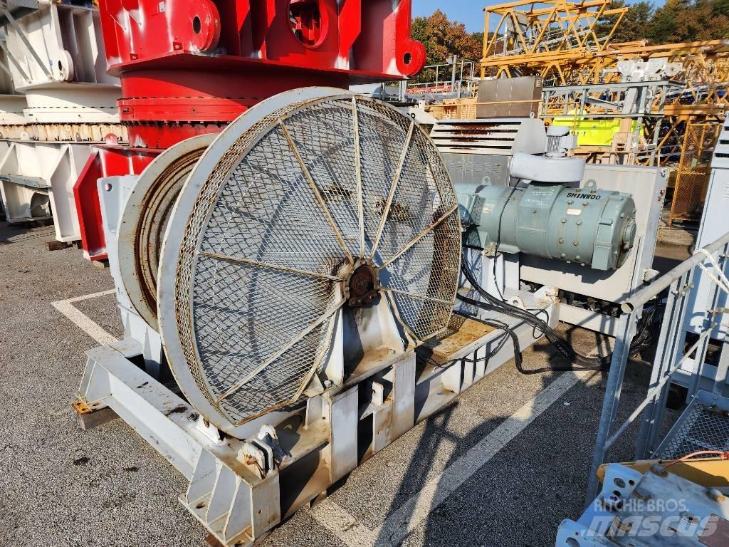 Potain MR 615 Torņa krāni