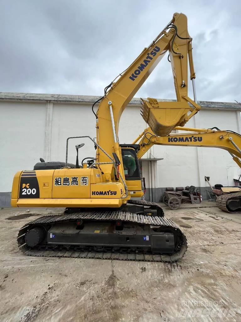 Komatsu PC 200-8N1 Kāpurķēžu ekskavatori