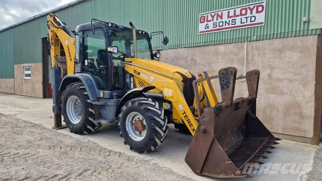 Terex TLB 890 Ekskavatori-iekrāvēji