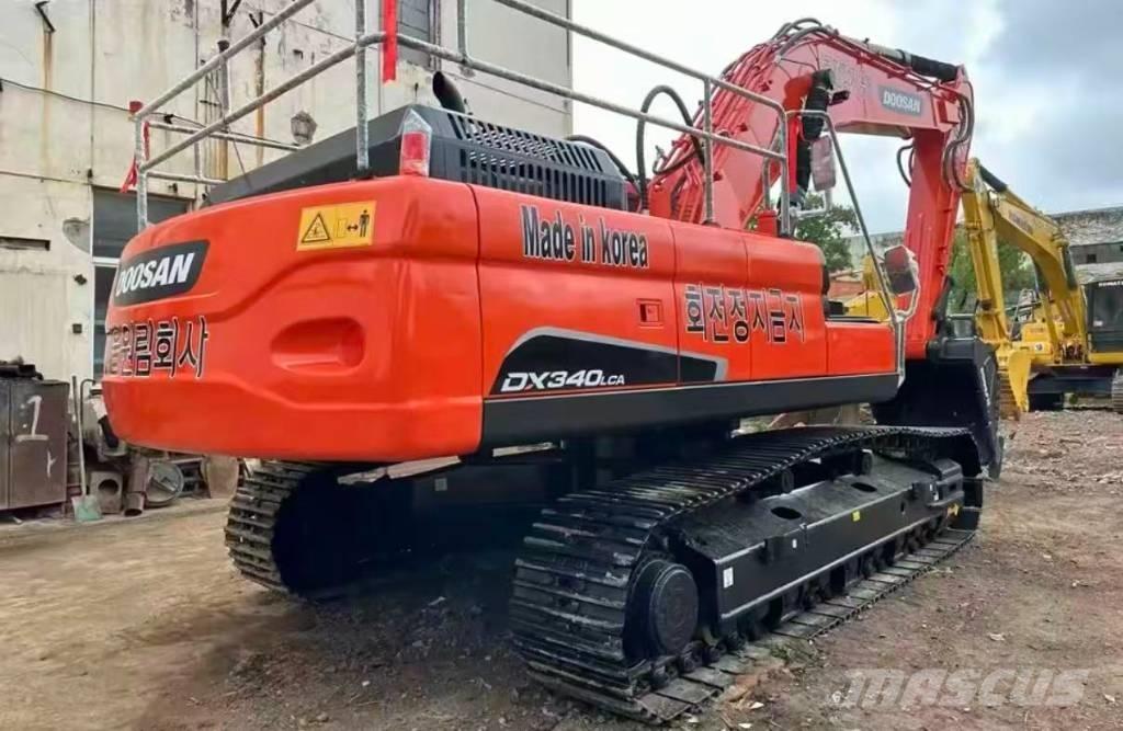 Doosan DX 340 Kāpurķēžu ekskavatori