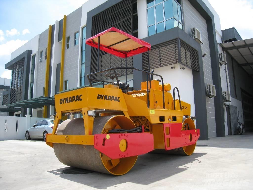 Dynapac CC 211 Divvalču grunts veltņi