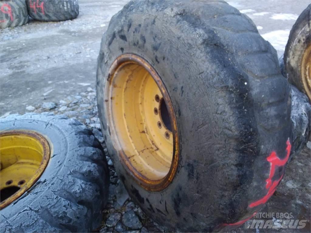 LS 17,5x25 Riepas, riteņi un diski
