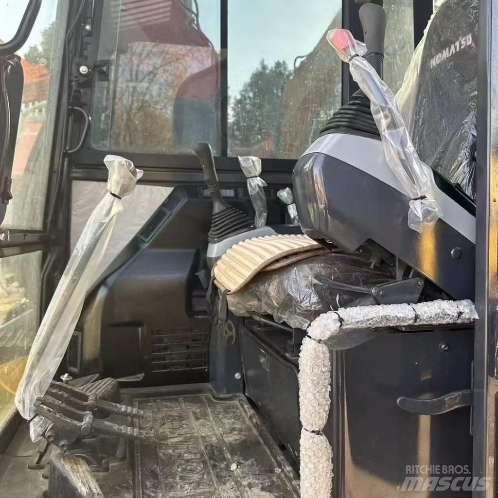 Komatsu PC 56-7 Kāpurķēžu ekskavatori